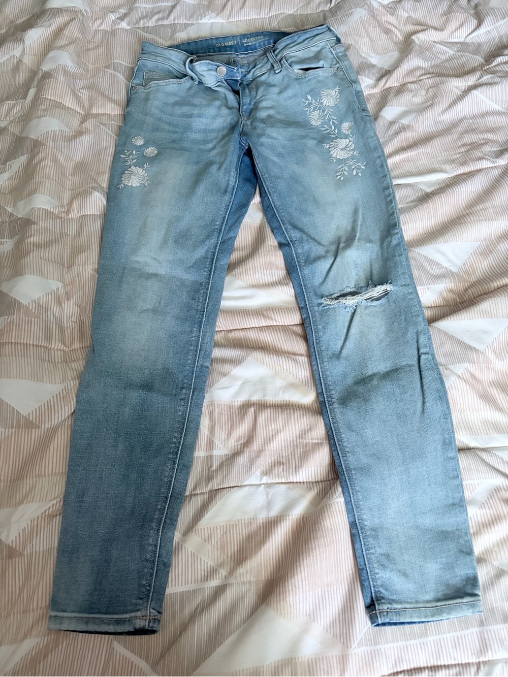 Old Navy Light Blue Skinny Jeans with White Floral Embroidery